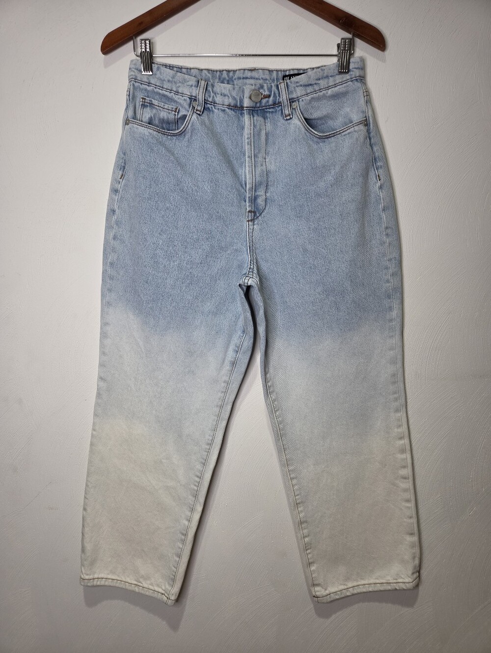 Blank NYC The Baxter Toned Down Ribcage Straight Leg Button Fly Jeans Size 29
